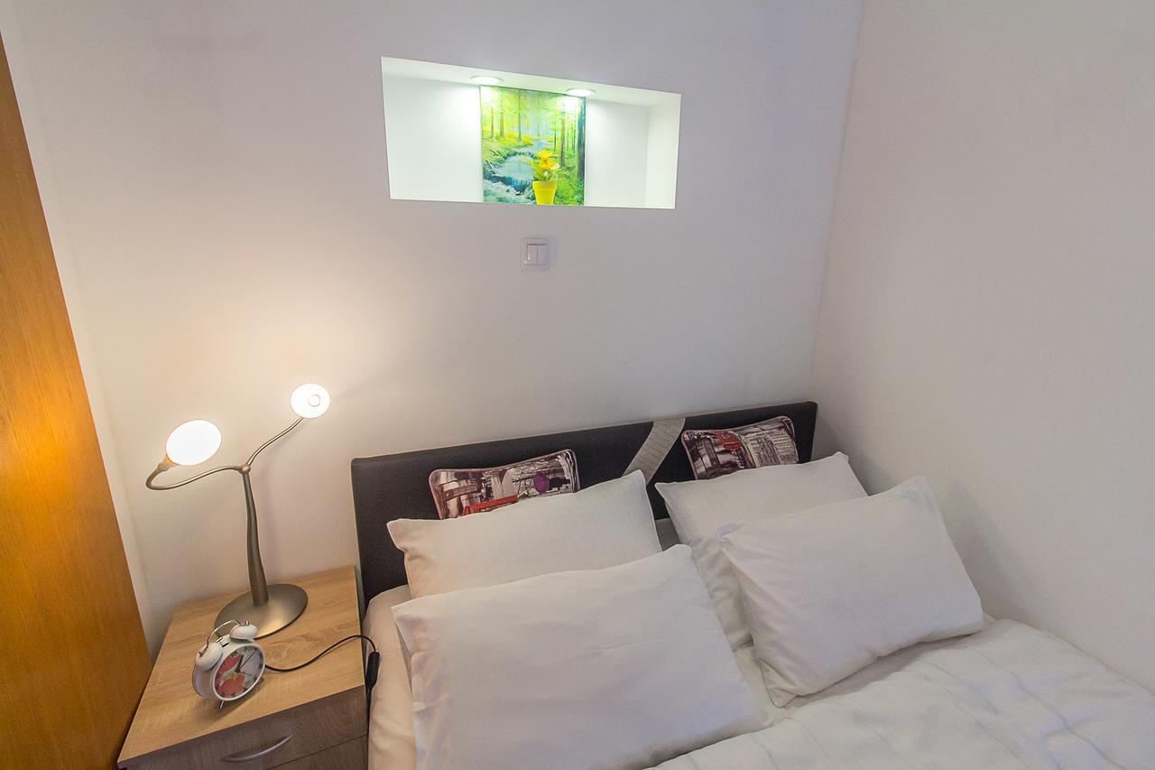Stan Na Dan Banja Luka Apartment Exterior foto
