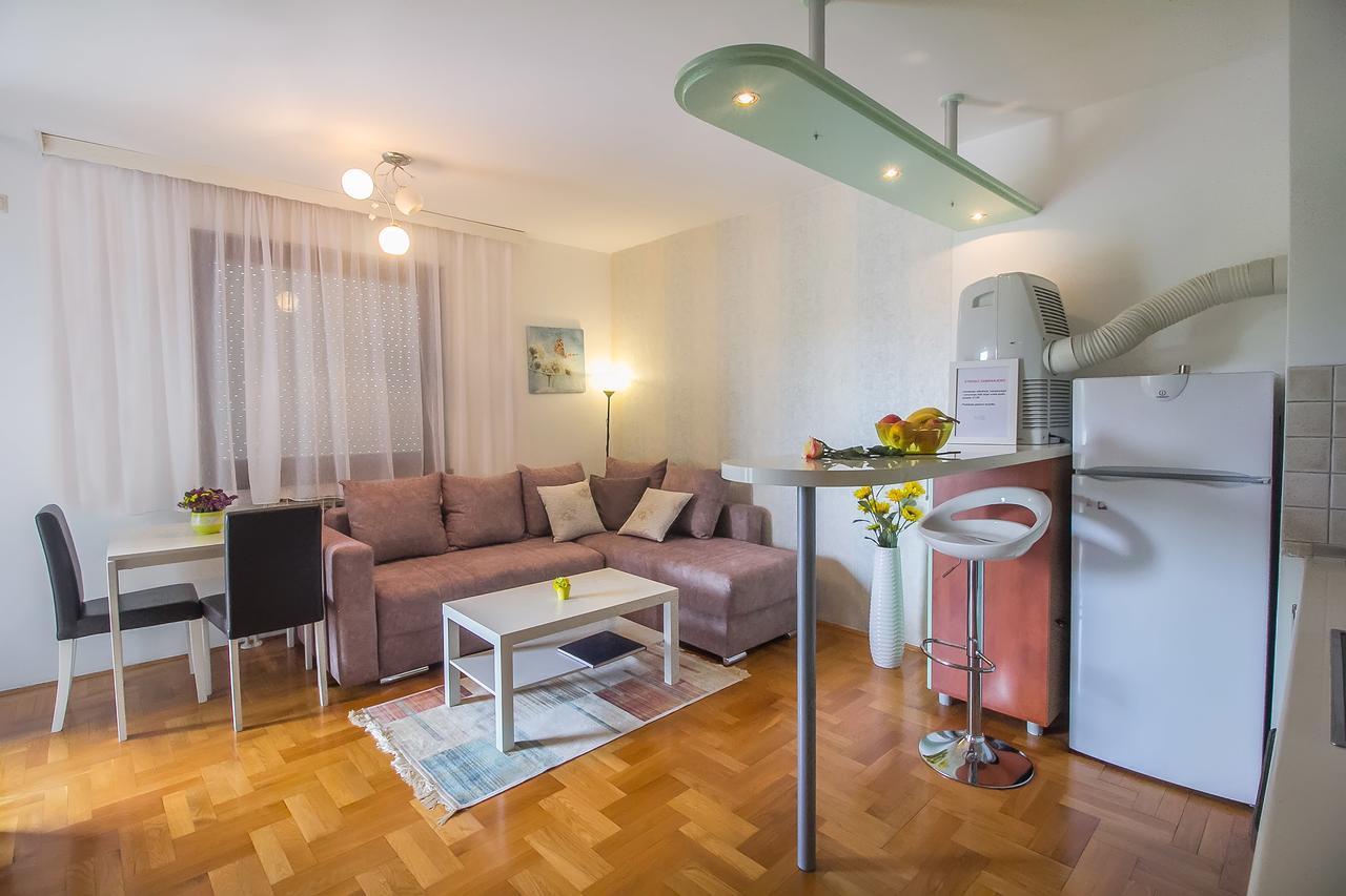 Stan Na Dan Banja Luka Apartment Exterior foto